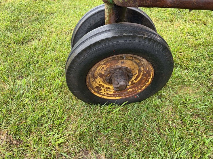 john-deere-a-image-11