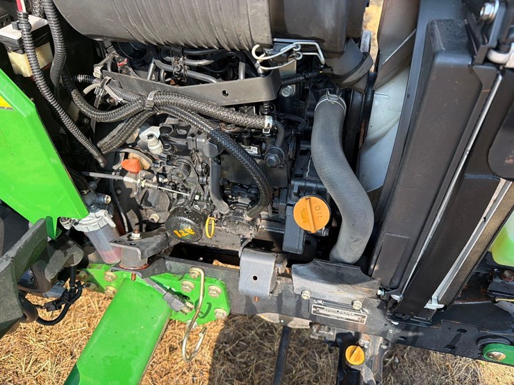 john-deere-2035-image-14