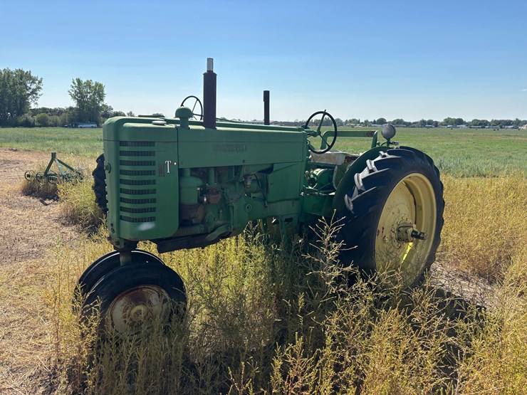john-deere-mt-image-1