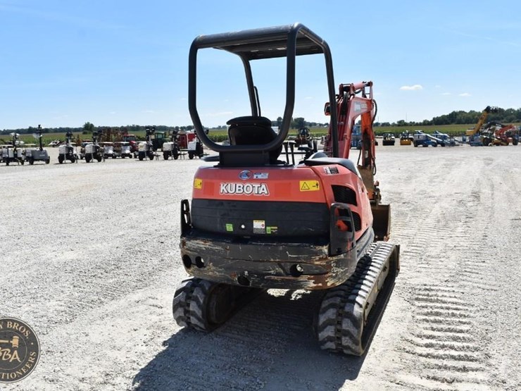 2020-kubota-kx71-3-image-17