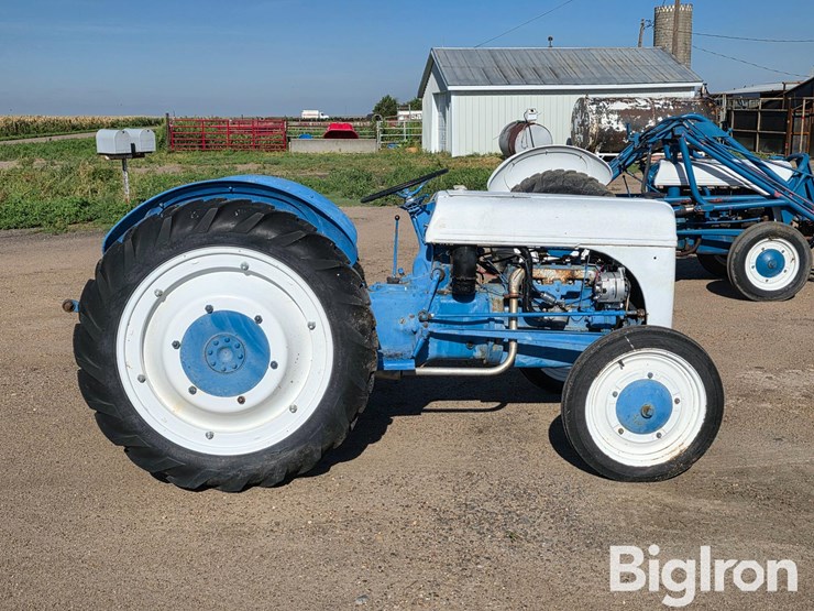 ford-8n-image-4