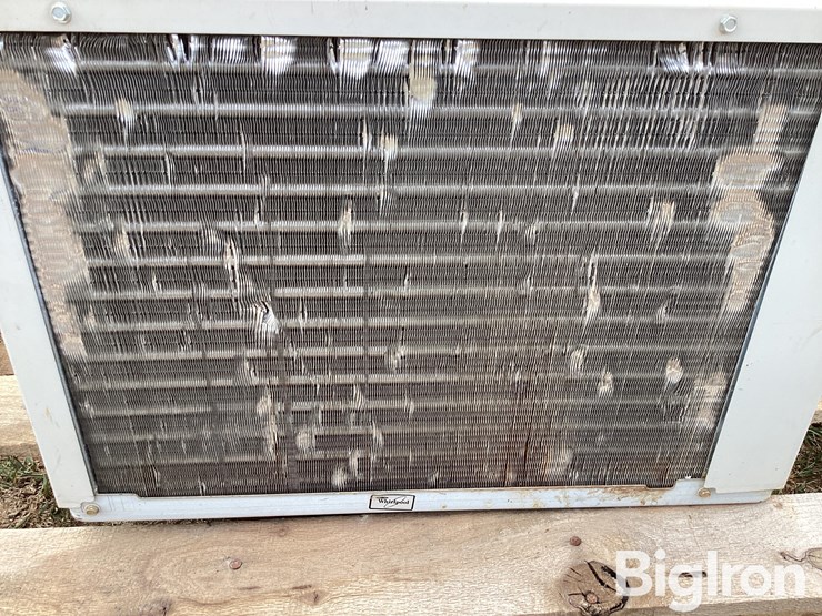 whirlpool-acq082xp0-air-conditioning-window-unit-image-14