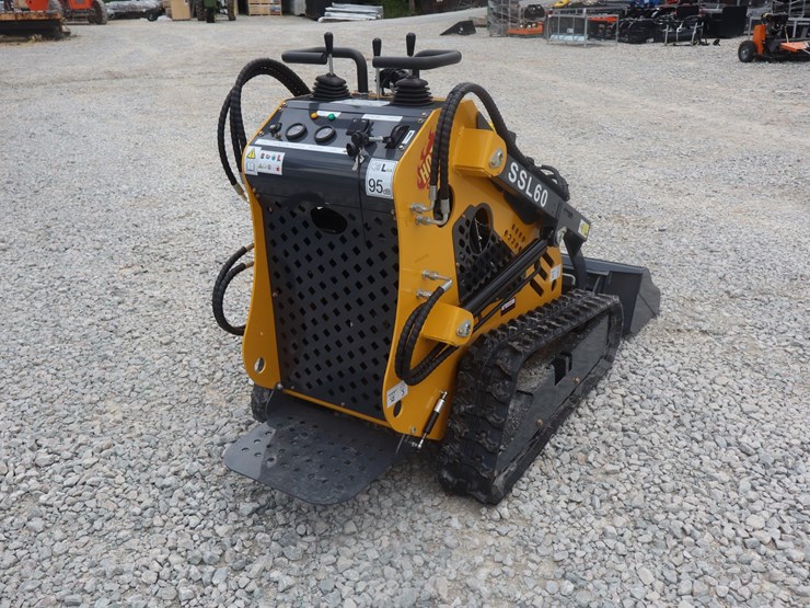 #1392-•-walk-behind-track-loader---ssl60-image-5