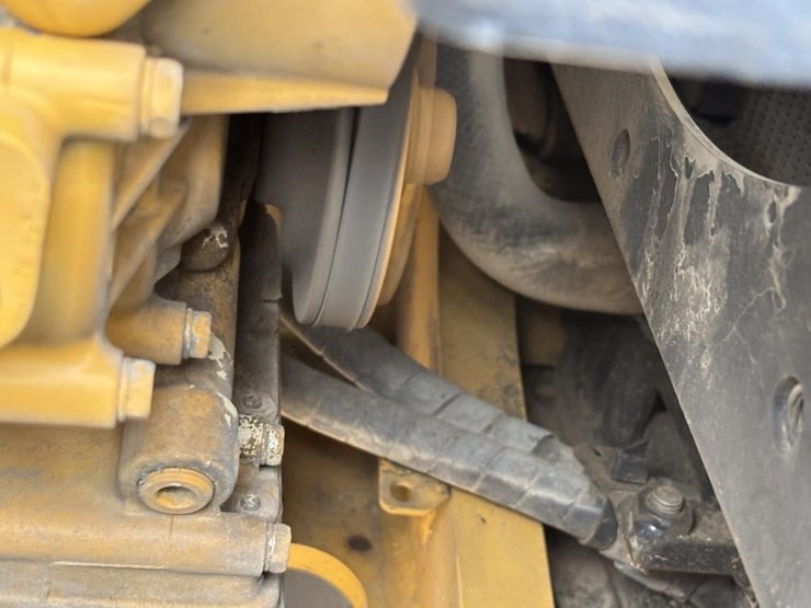 2015-caterpillar-303e-hydraulic-excavator-image-48