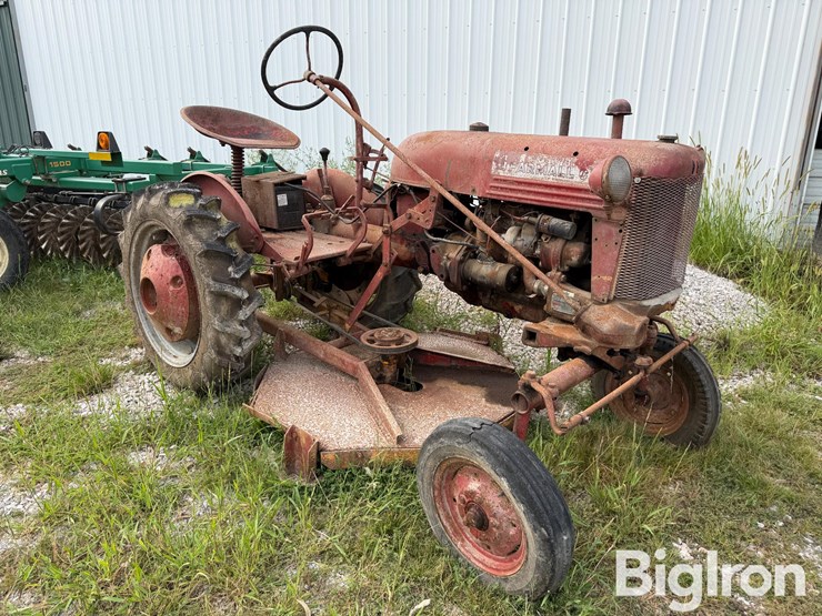 1949-international-cub-image-3