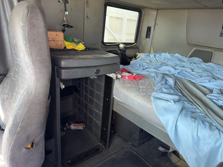 2015-international-prostar-image-66