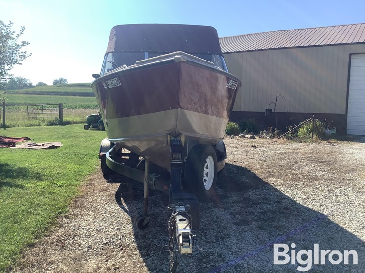 2000-lund-2150-baron-magnum-boat-&-trailer-image-2