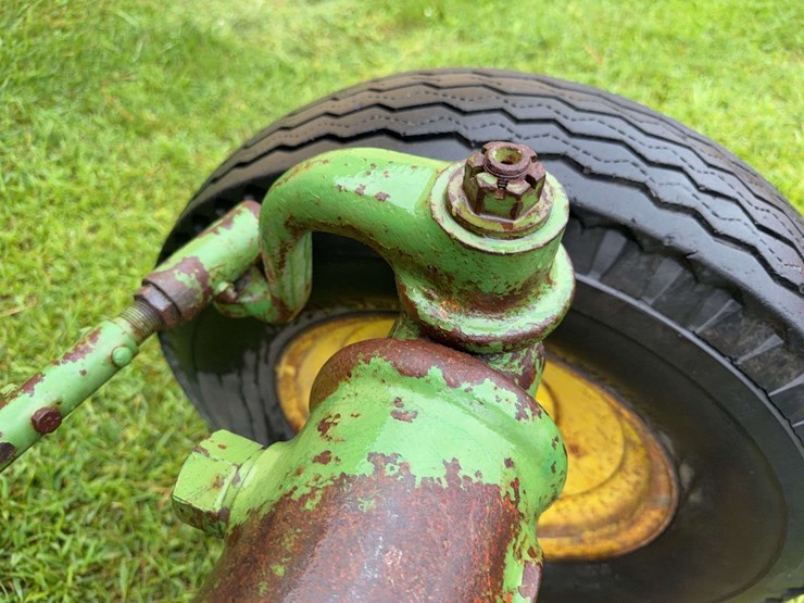 john-deere-720-image-15
