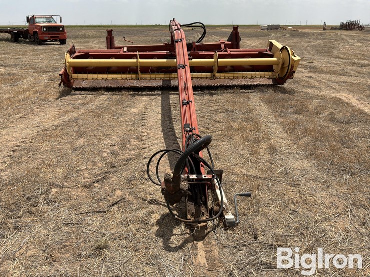 new-holland-116-image-2