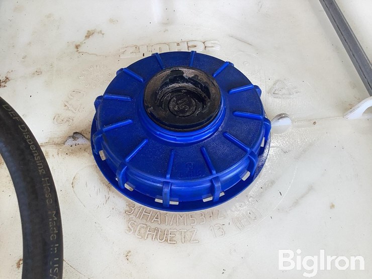 schutz-rmx-330-ecobulk-def-tote-w/fill-rite-pump-image-9