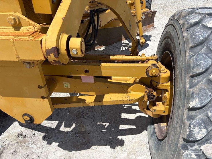 caterpillar-c6.6-image-32
