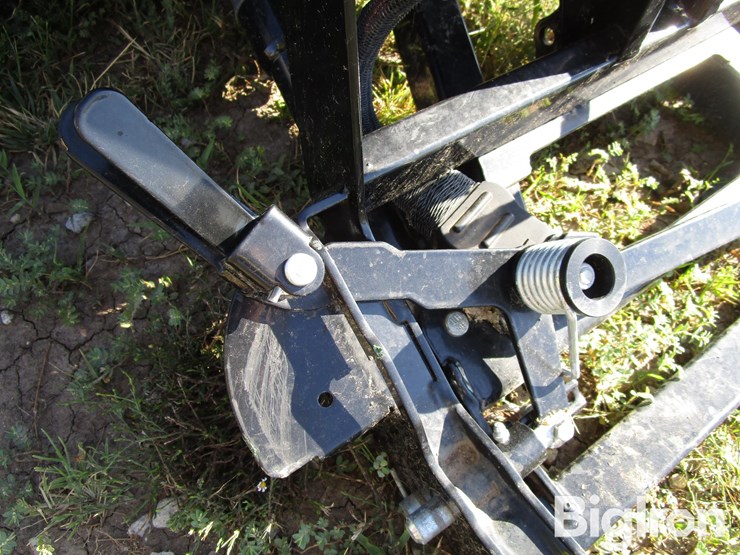 john-deere-72-image-16