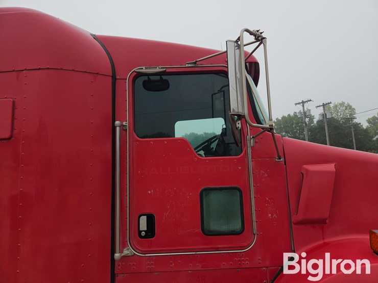 2004-kenworth-t800-image-15