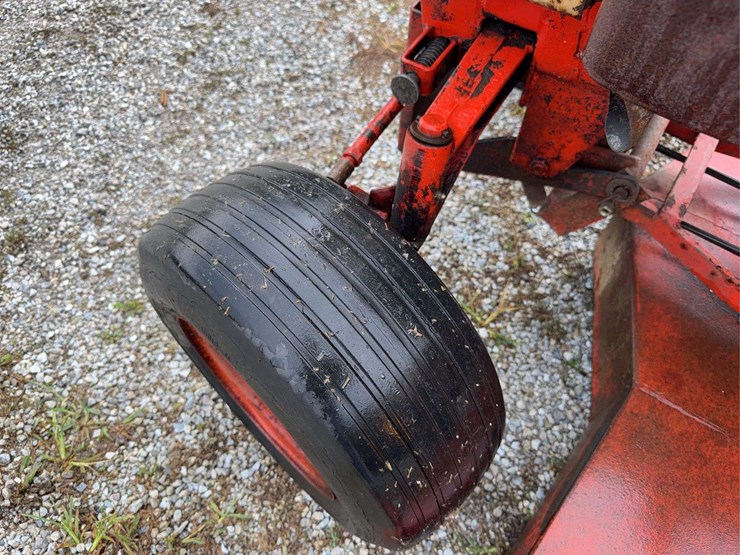case-446-garden-tractor-image-26