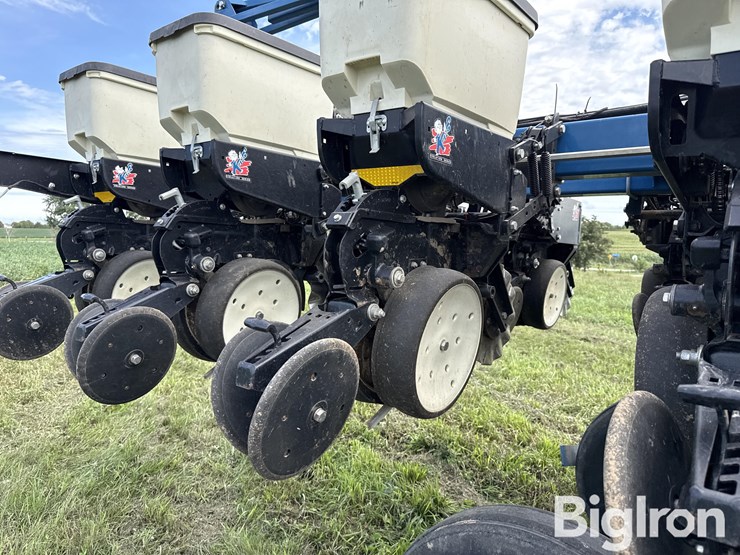 kinze-3500-image-19