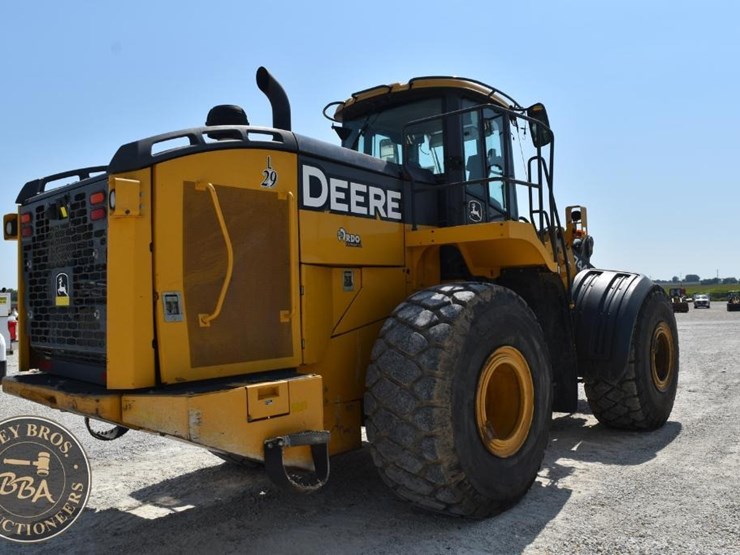 2019-deere-744kii-image-20