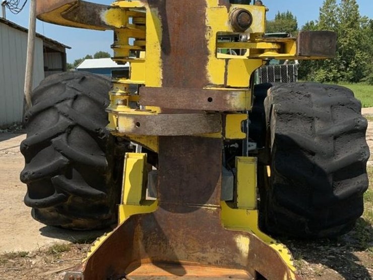 2013-deere-843k-image-36