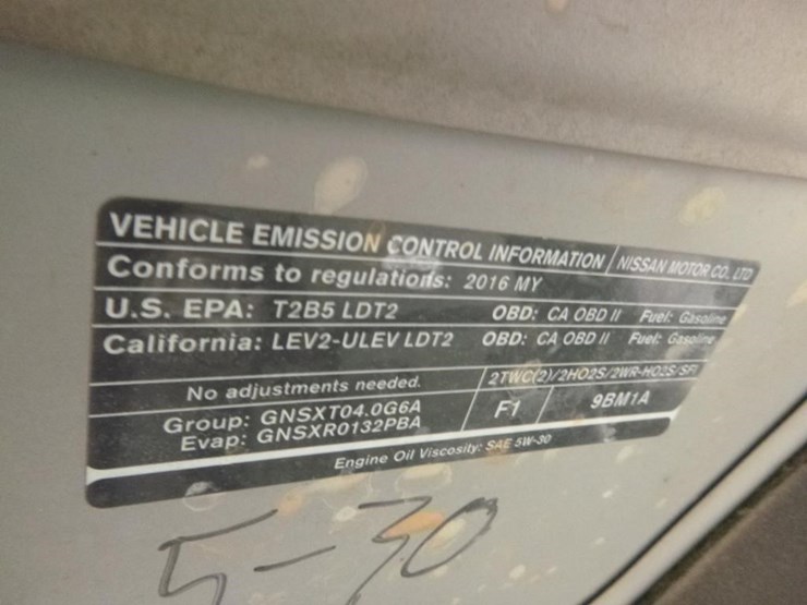 2016-nissan-frontier-image-12