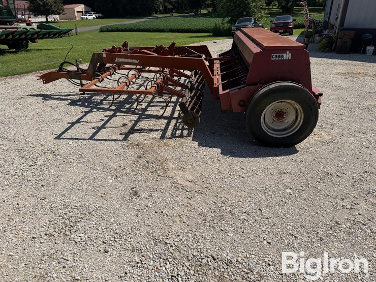 case-ih-5100-image-8