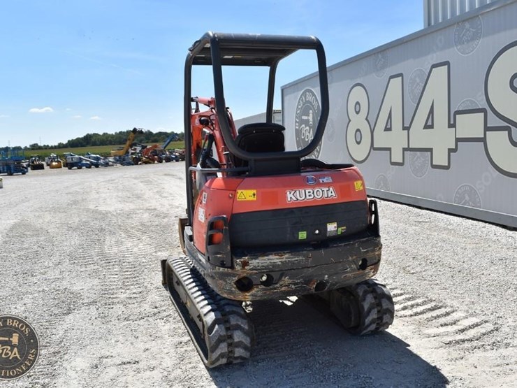 2020-kubota-kx71-3-image-12