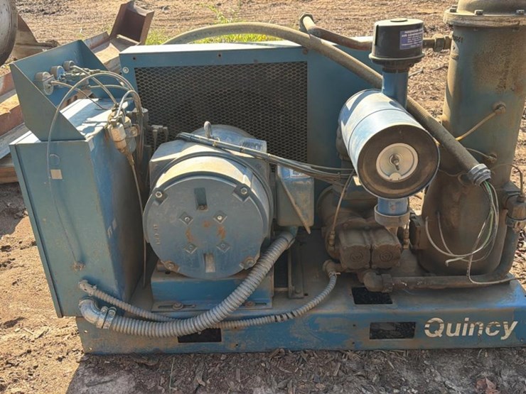 #674-•-quincy-air-compressor-image-1