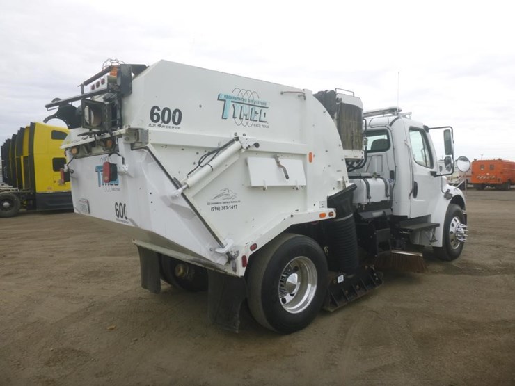 2014-tymco-600-image-3