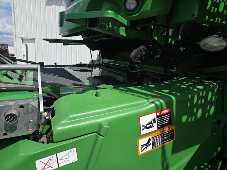 john-deere-s680-image-11