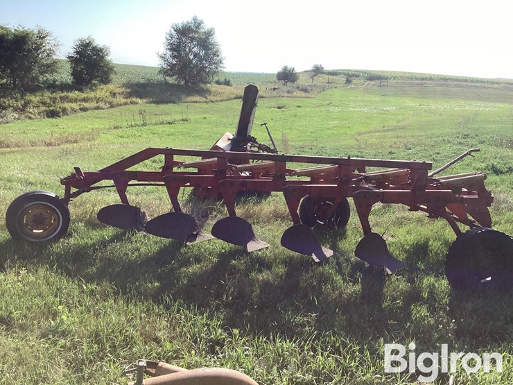 melroe-5-bottom-pull-type-plow-image-4