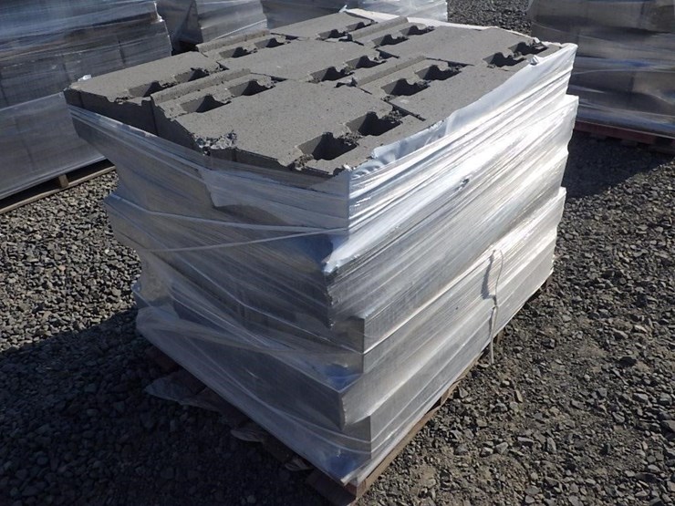 retaining-wall-6"-h-x-12"-d-x-17"-w-image-2
