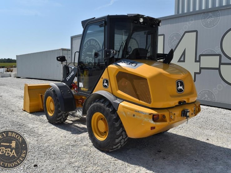 2024-deere-204-g-tier-image-17