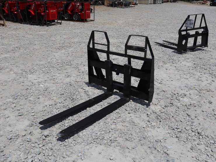 2026-john-deere-5-image-6