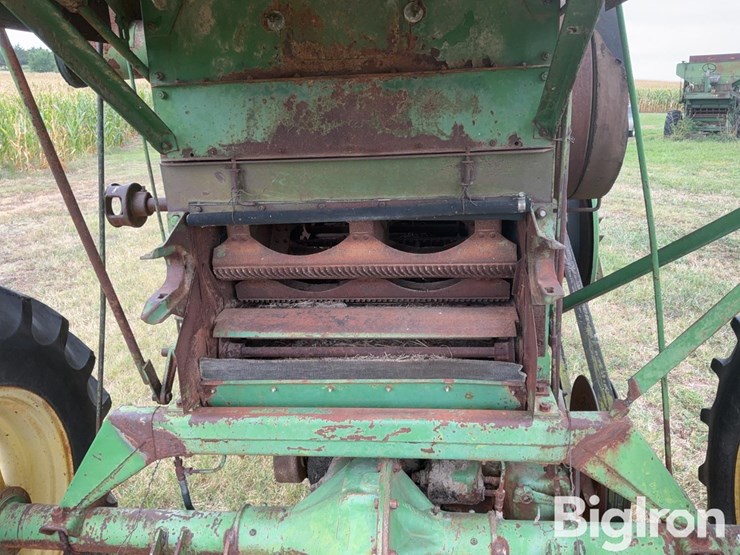 1951-john-deere-55-image-12