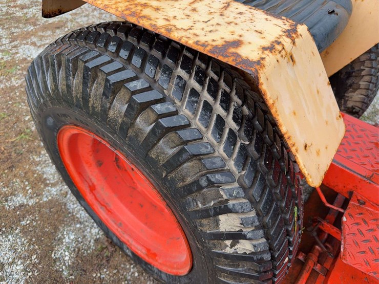 case-446-garden-tractor-image-14