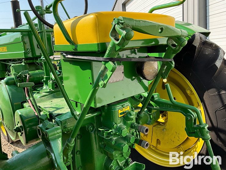 1952-john-deere-g-image-17