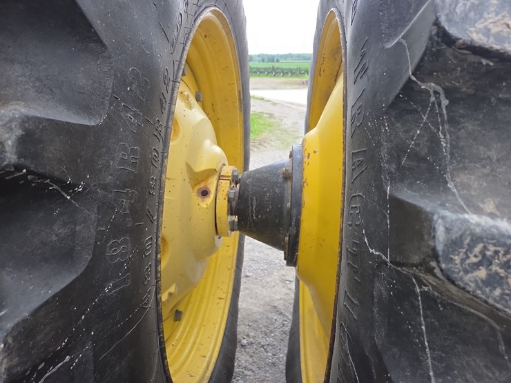 john-deere-7600-image-14