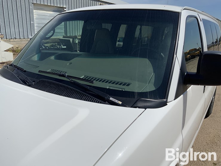 2009-chevrolet-express-g2500-image-9