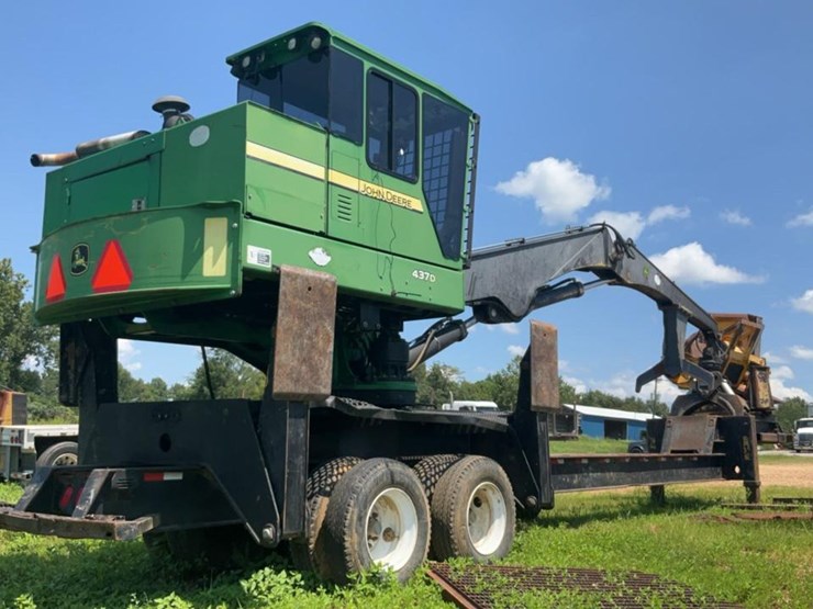 2013-deere-437d-image-6