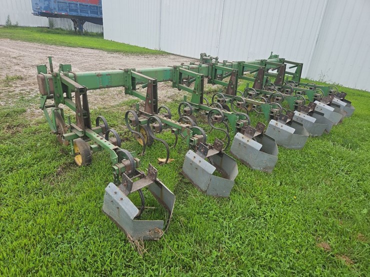 john-deere-6-image-10
