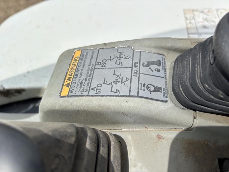 2019-bobcat-e55-image-36