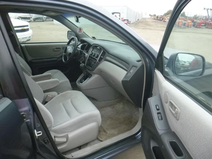 2001-toyota-rav4-image-6