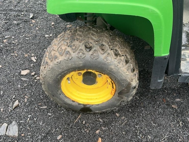 john-deere-gator-image-46