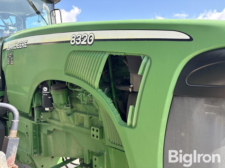 2002-john-deere-8320-image-13