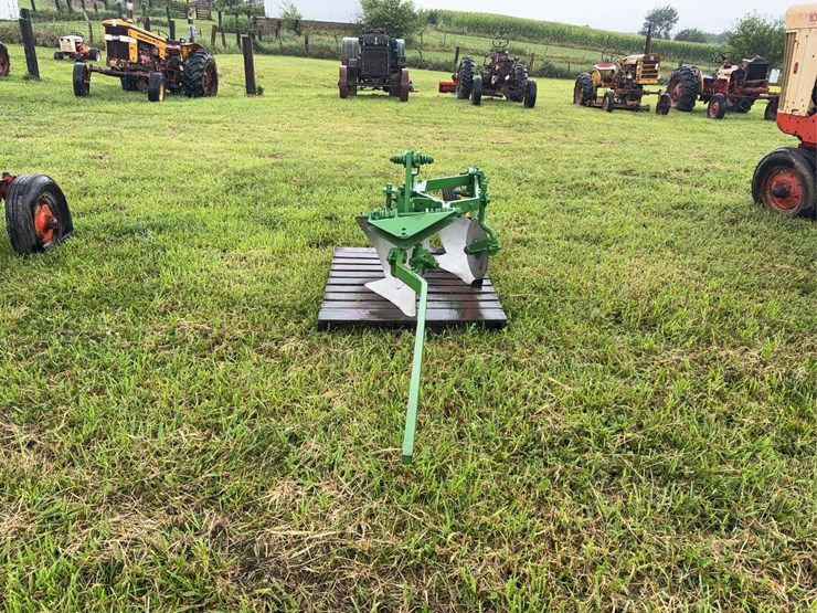 john-deere-mt-image-2