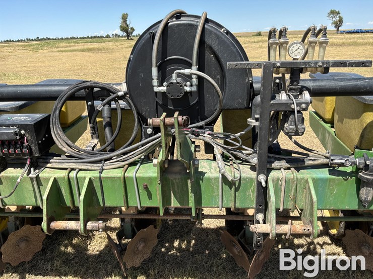john-deere-7100-image-20