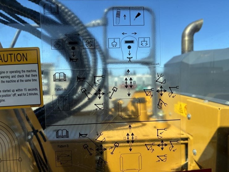 2023-xcmg-xe155ucr-hydraulic-excavator-image-35