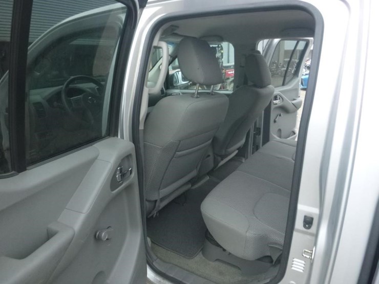 2016-nissan-frontier-image-7