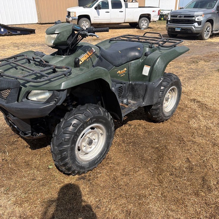 SUZUKI KINGQUAD 700