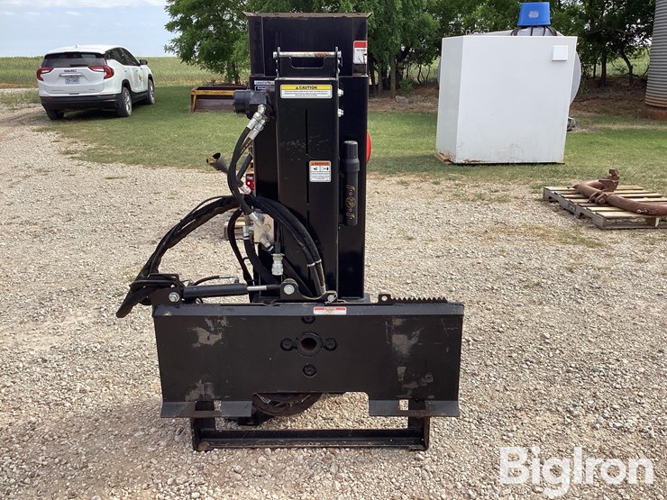 danuser-sm40-skid-steer-post-driver-image-2