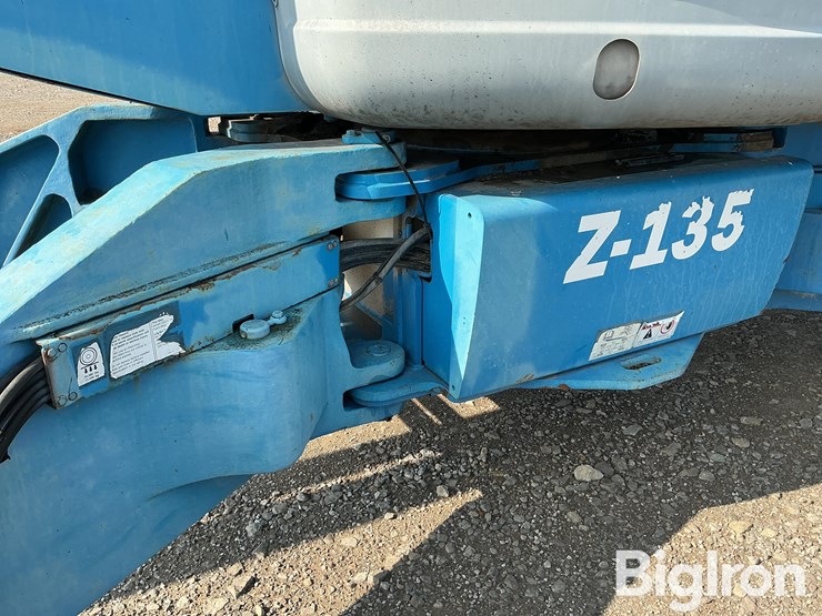 2007-genie-z-135-boom-lift-image-18