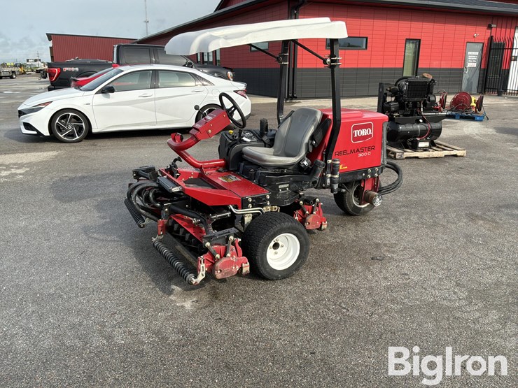 massey-ferguson-730-image-1